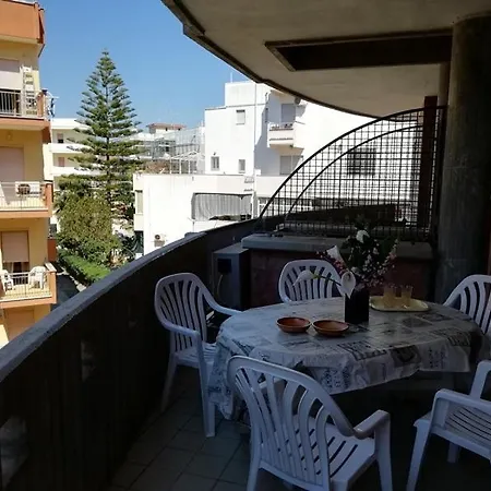 Trilocale Estate Al Mare *